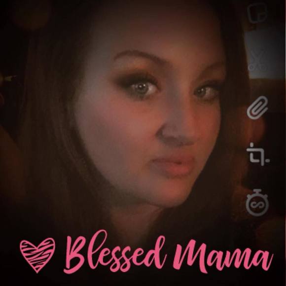 Meet your Posher, Jennifer - Picture 1 of 1